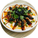 皮蛋蒸豆腐